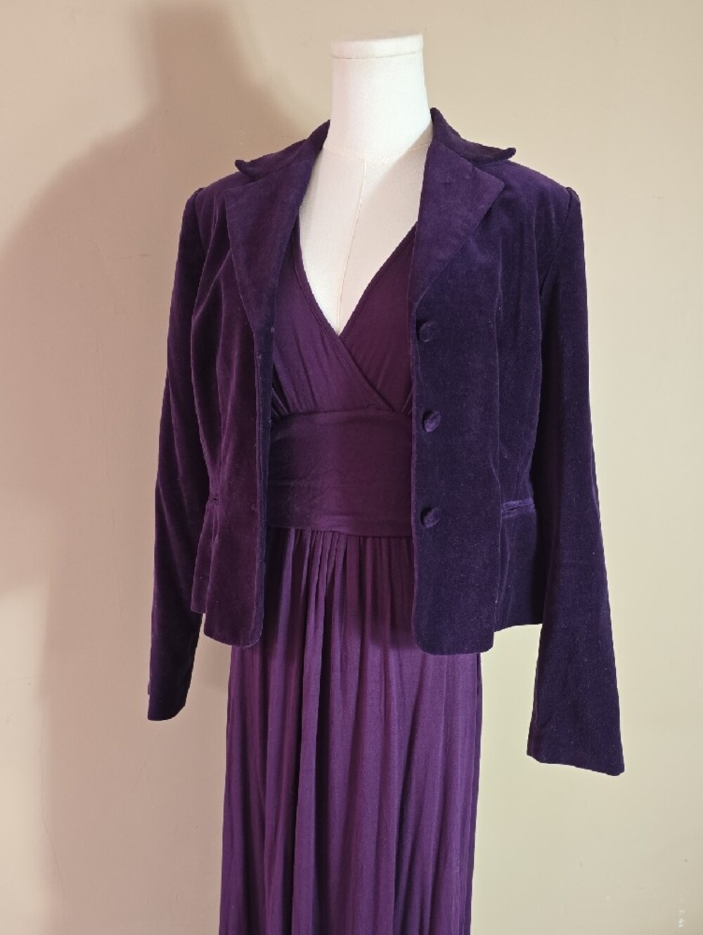 Women's Purple Velvet Blazer - Classic Tailored Suit Jacket